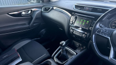 Nissan Qashqai 1.3 DiG-T Acenta Premium 5dr Petrol Hatchback